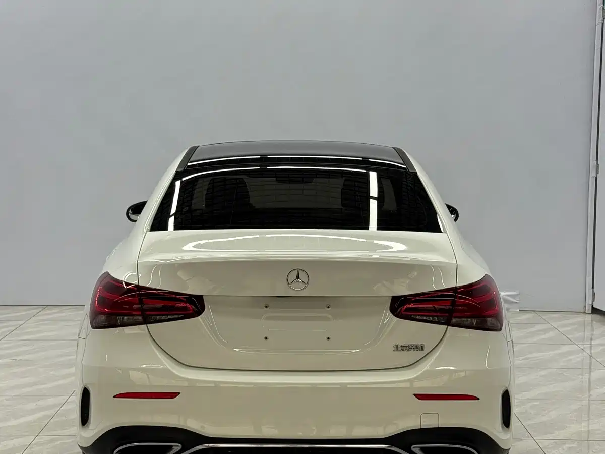 MERCEDES-BENZ A CLASS