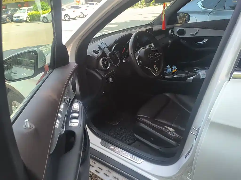 Mercedes-Benz GLC 2020 GLC 260 L 4MATIC Dynamic фото 14