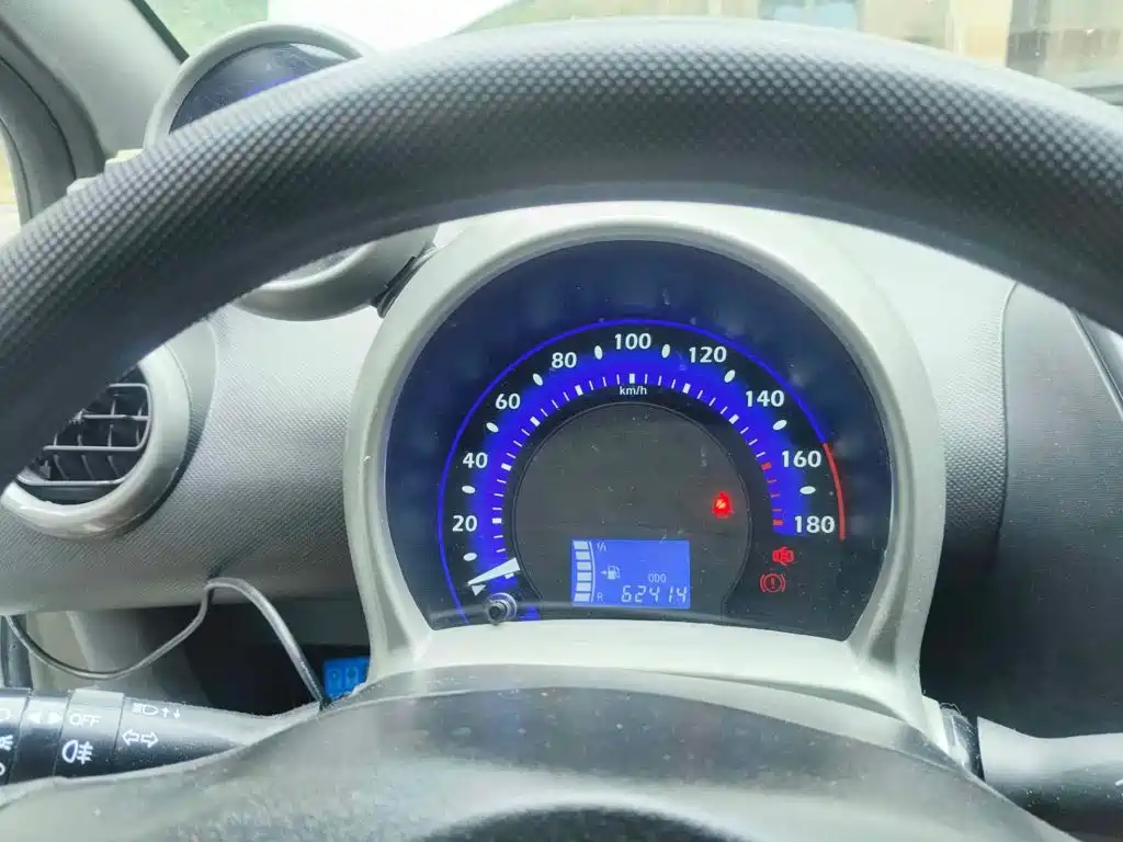 Photo 4 - BYD F0