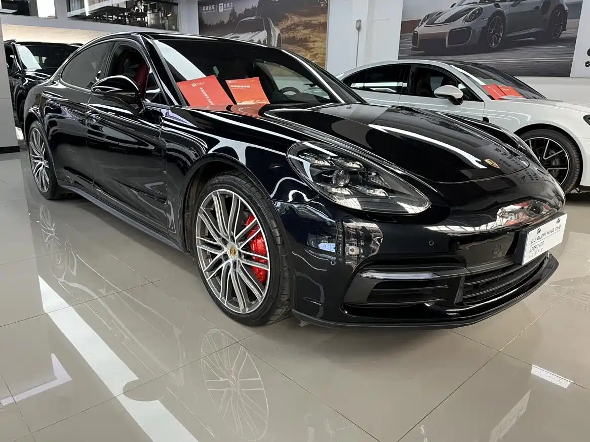 Porsche Panamera 2017 Panamera 3.0T фото 3