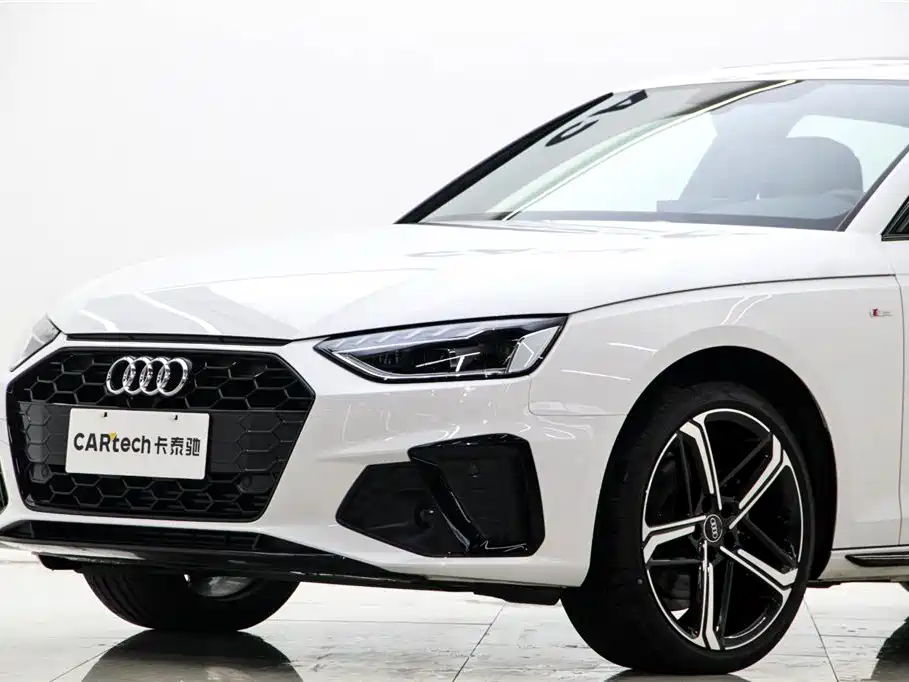Audi A4L 2025 2 Million Celebration Edition 40 TFSI Luxury Dynamic фото 30