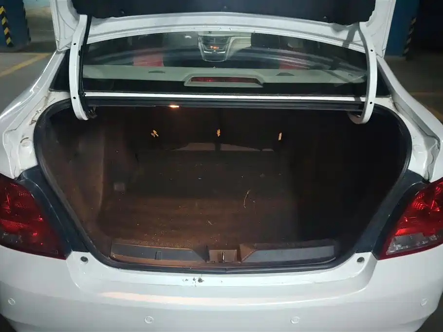 Chevrolet Sail 2015 Sail 3 1.3L Manual Ideal Edition фото 4