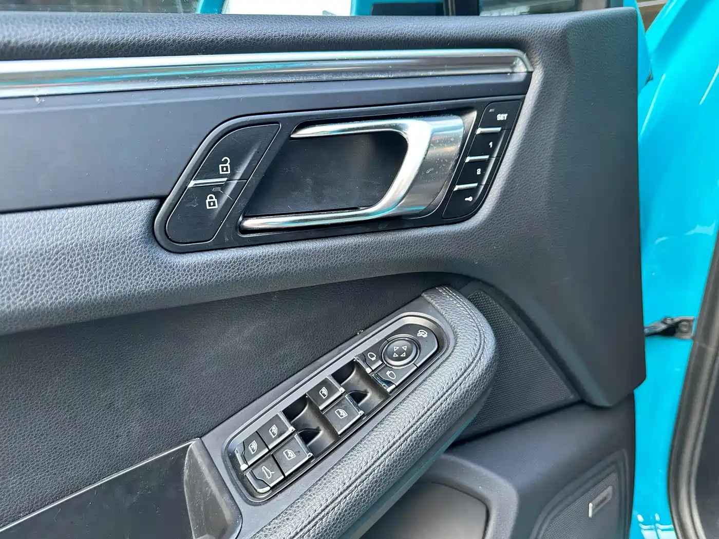Фото 10 - Porsche Macan