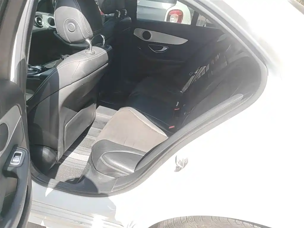 Mercedes-Benz C-Class 2018 C 200 Sport Edition фото 13