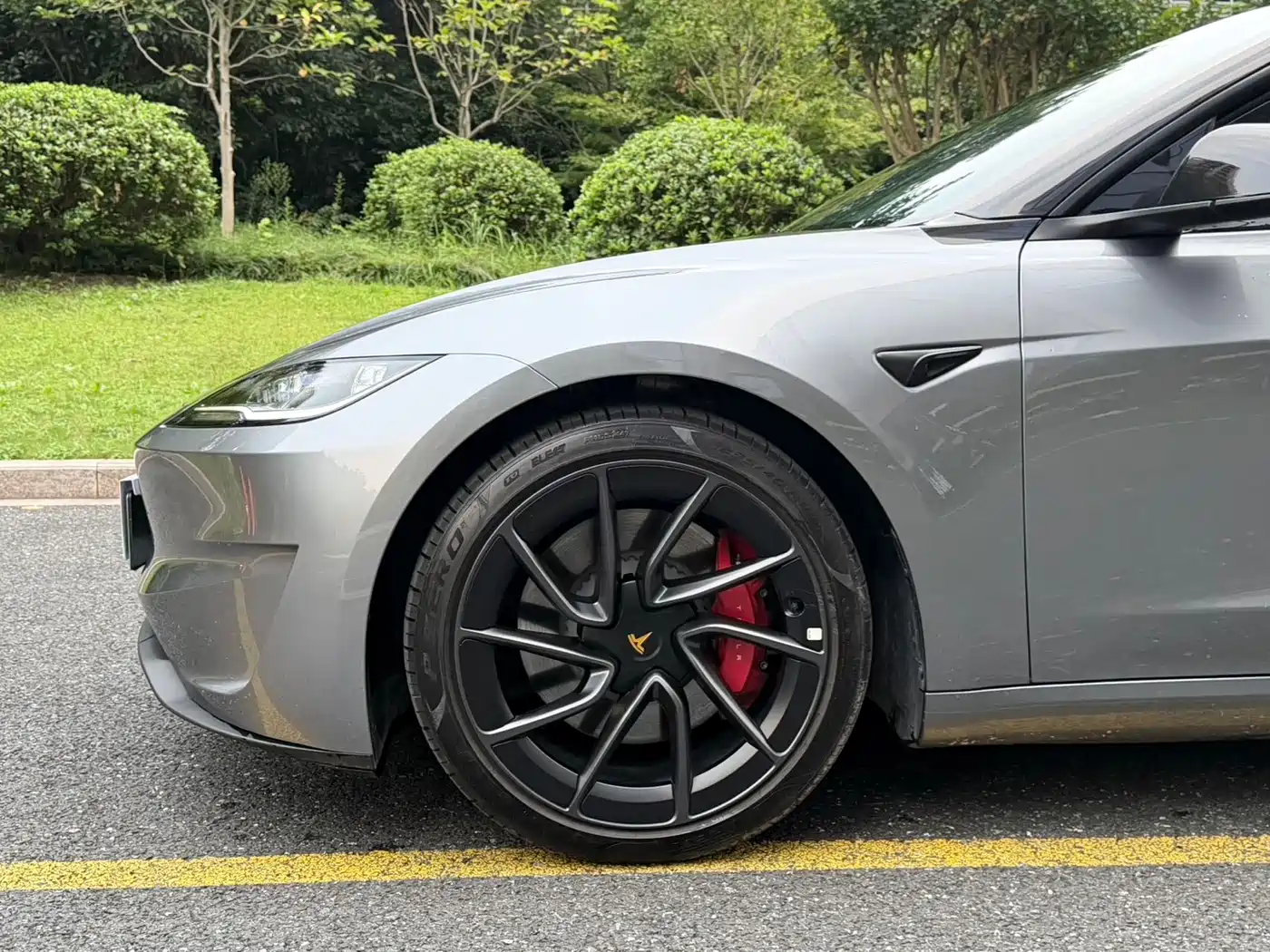 Tesla Model 3 2026 2025 Model Year Facelift Performance All-Wheel Drive