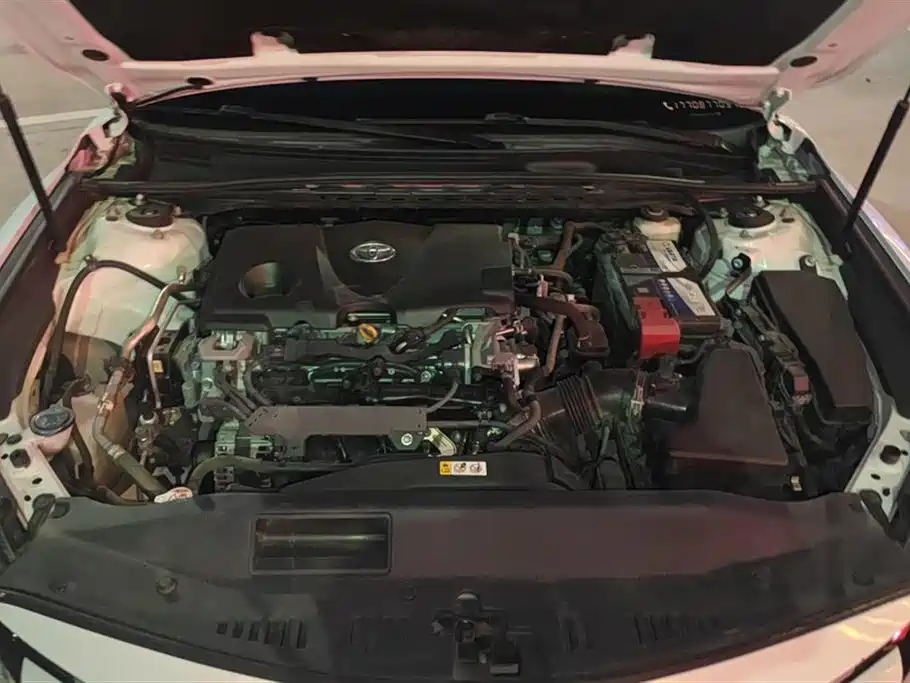 Toyota Camry 2018 2.5G Luxury Edition фото 10