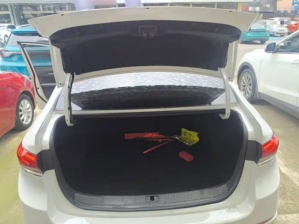 Buick Excelle 2019 18T Auto Connected Elite China VI фото 19