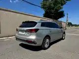 Фото 4 - Roewe Ei5