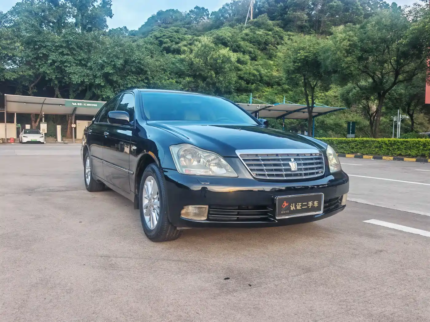 Toyota Crown 2005 Model 3.0L Royal фото 3