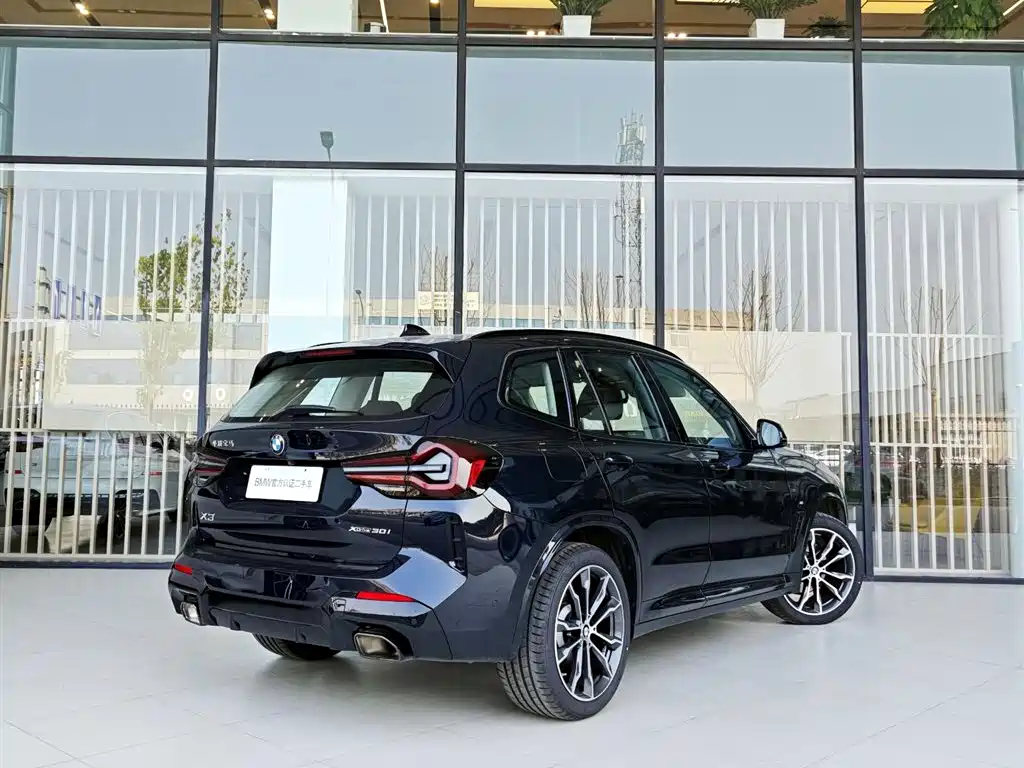 BMW X3 2023 Facelift xDrive30i Leading M Night Package фото 9