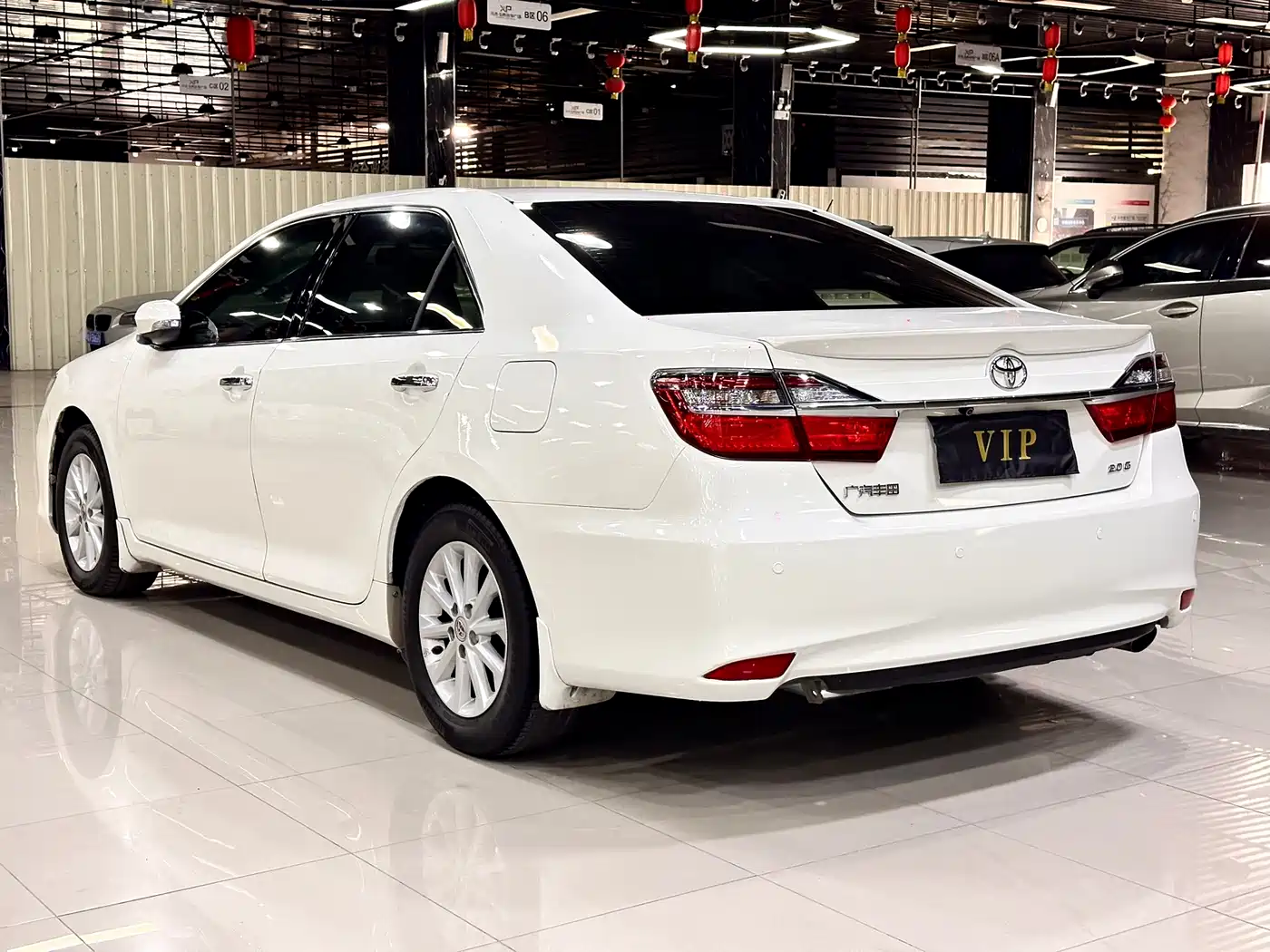 Toyota Camry 2015 2.0G Leading Edition фото 9