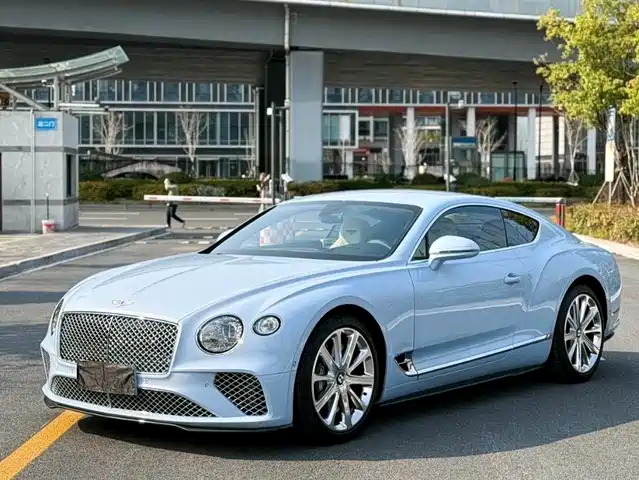 Bentley Continental 2023
