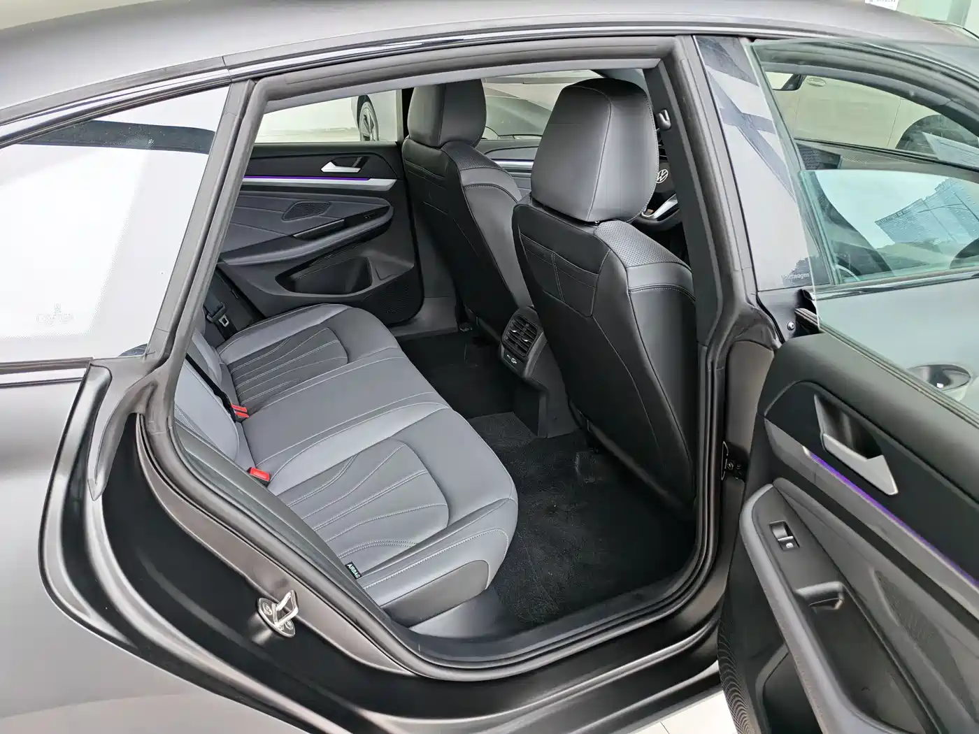 Volkswagen Lamando 2025 Lamando L 2.0T Base фото 14