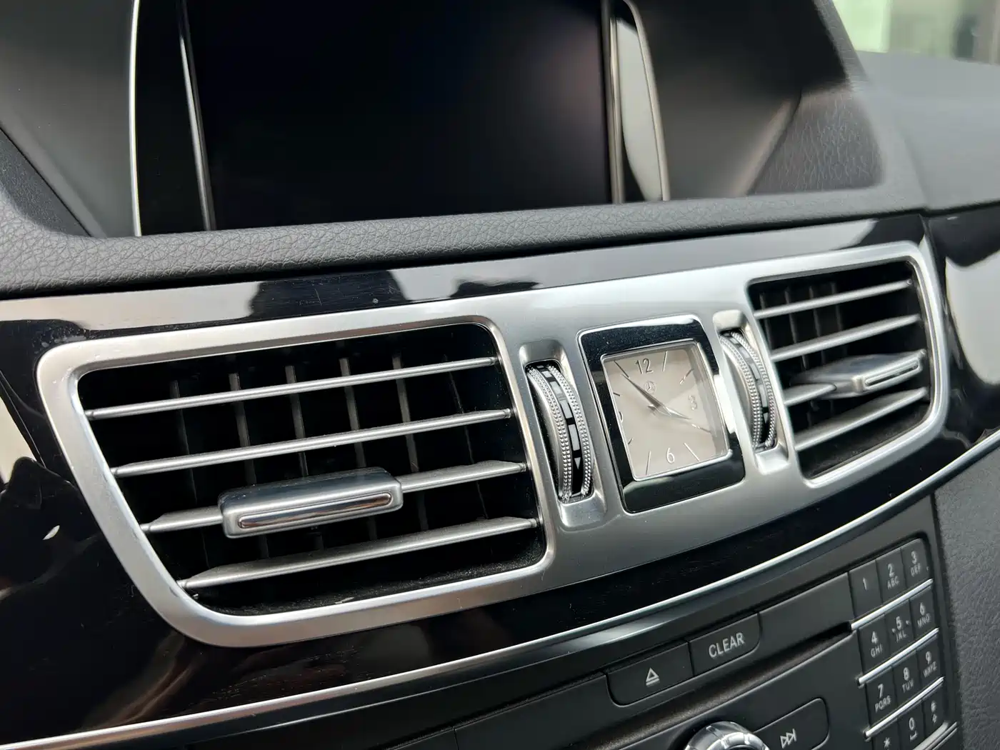 Mercedes-Benz E-Class 2015 Facelift E 260 L Sport фото 31