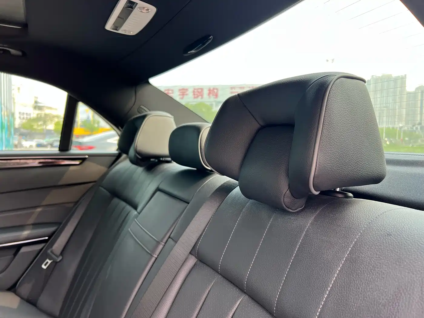 Mercedes-Benz E-Class 2015 Facelift E 260 L Sport фото 41