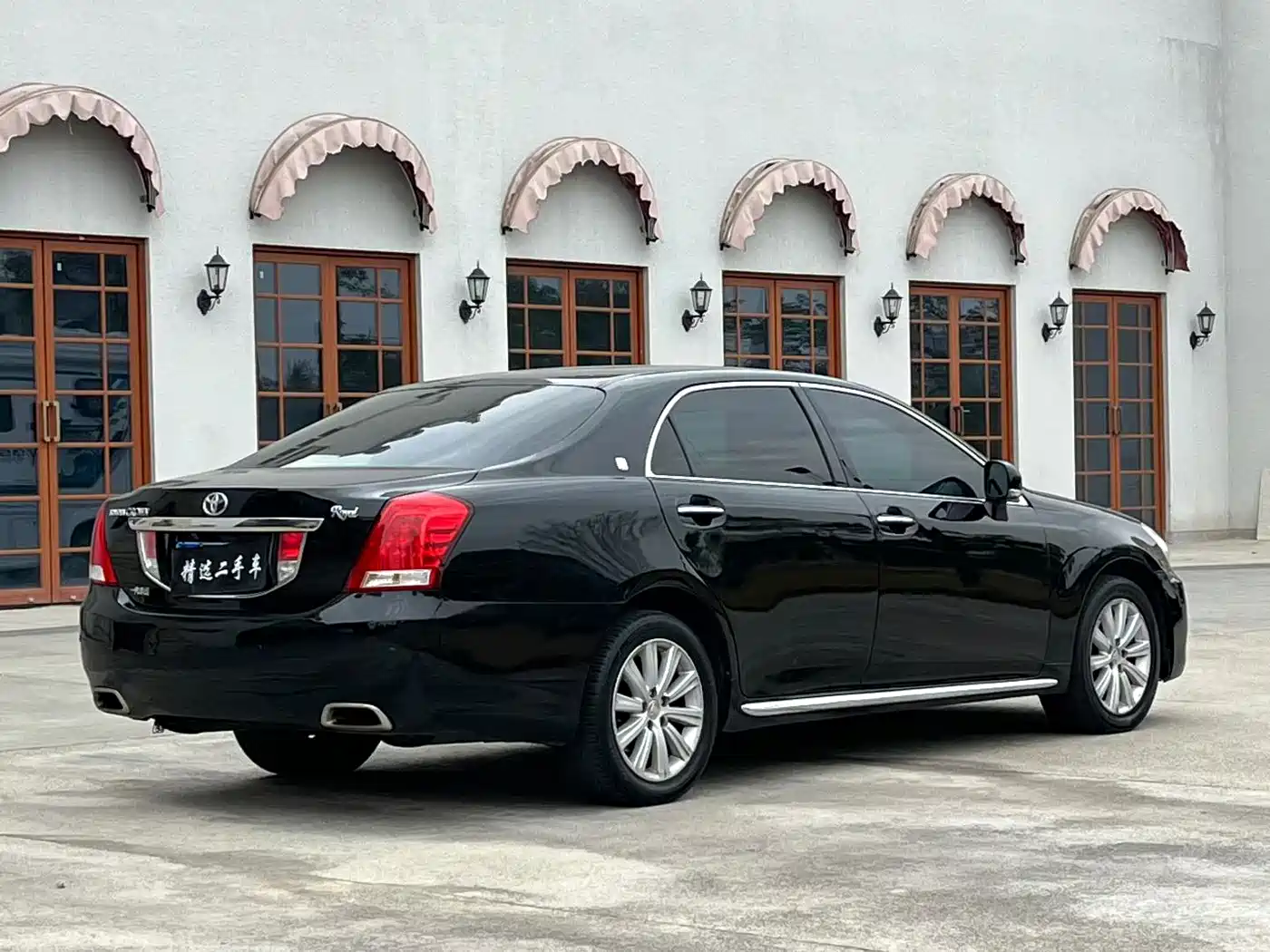 Toyota Crown 2011 2.5L Royal Leather Sunroof Special Edition фото 5