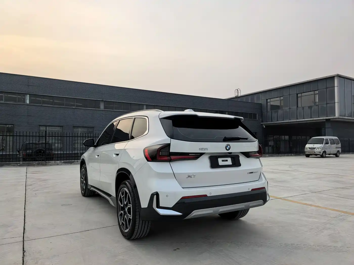 BMW X1 2025 sDrive25Li X Design Package фото 7