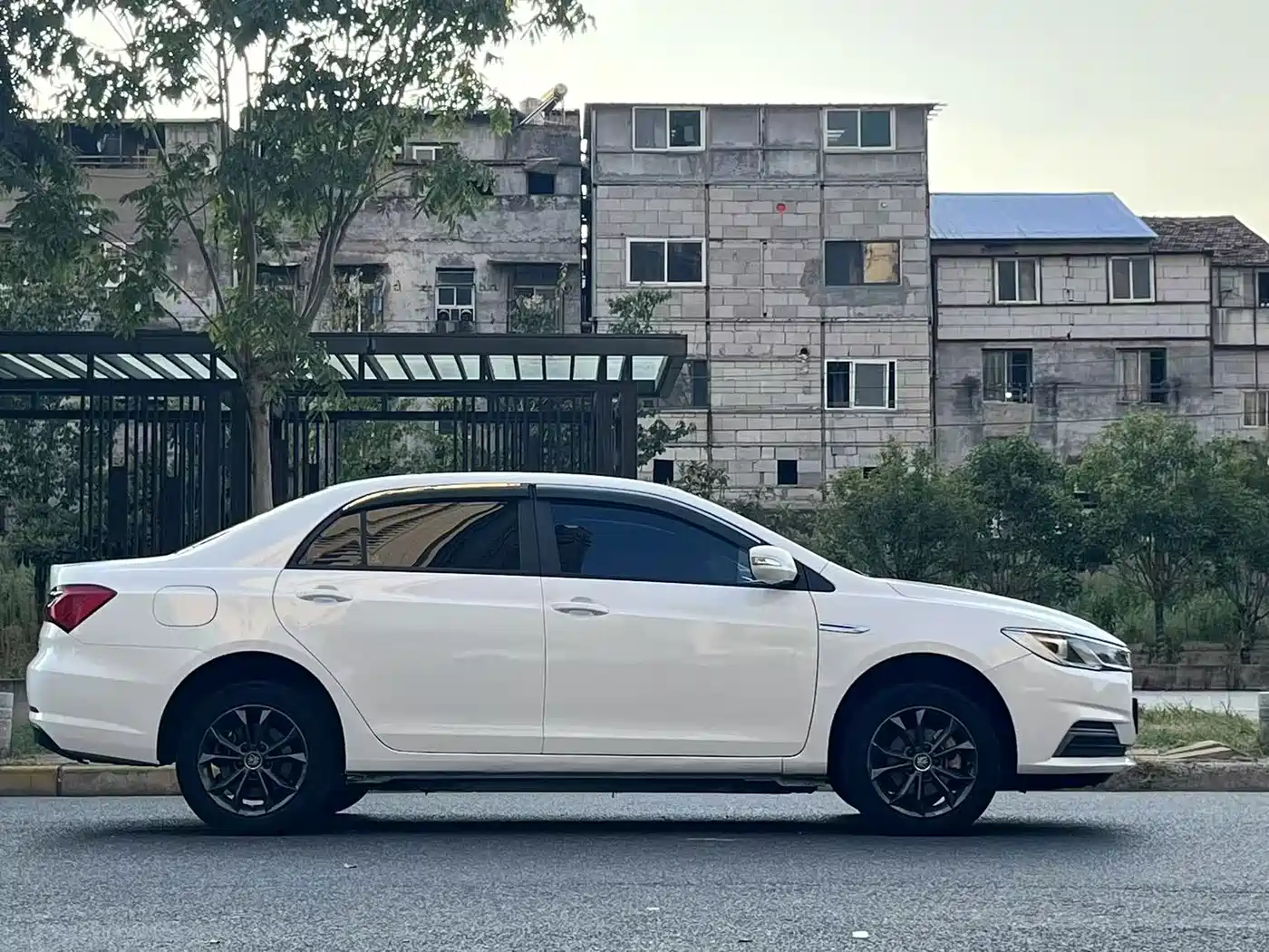 BYD Qin New Energy 2022 2021 Standard Edition