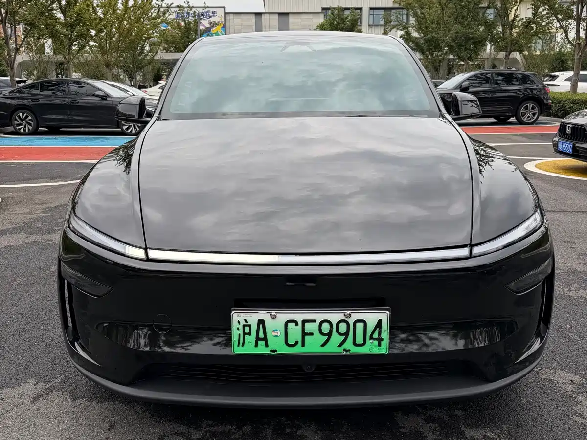 Фото 2 - Tesla Model Y