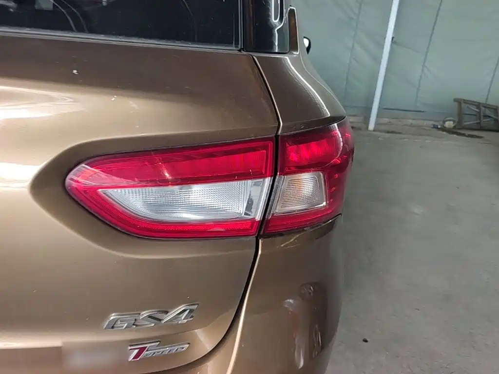 GAC Trumpchi GS4 2016 2015 200T G-DCT Elite Edition