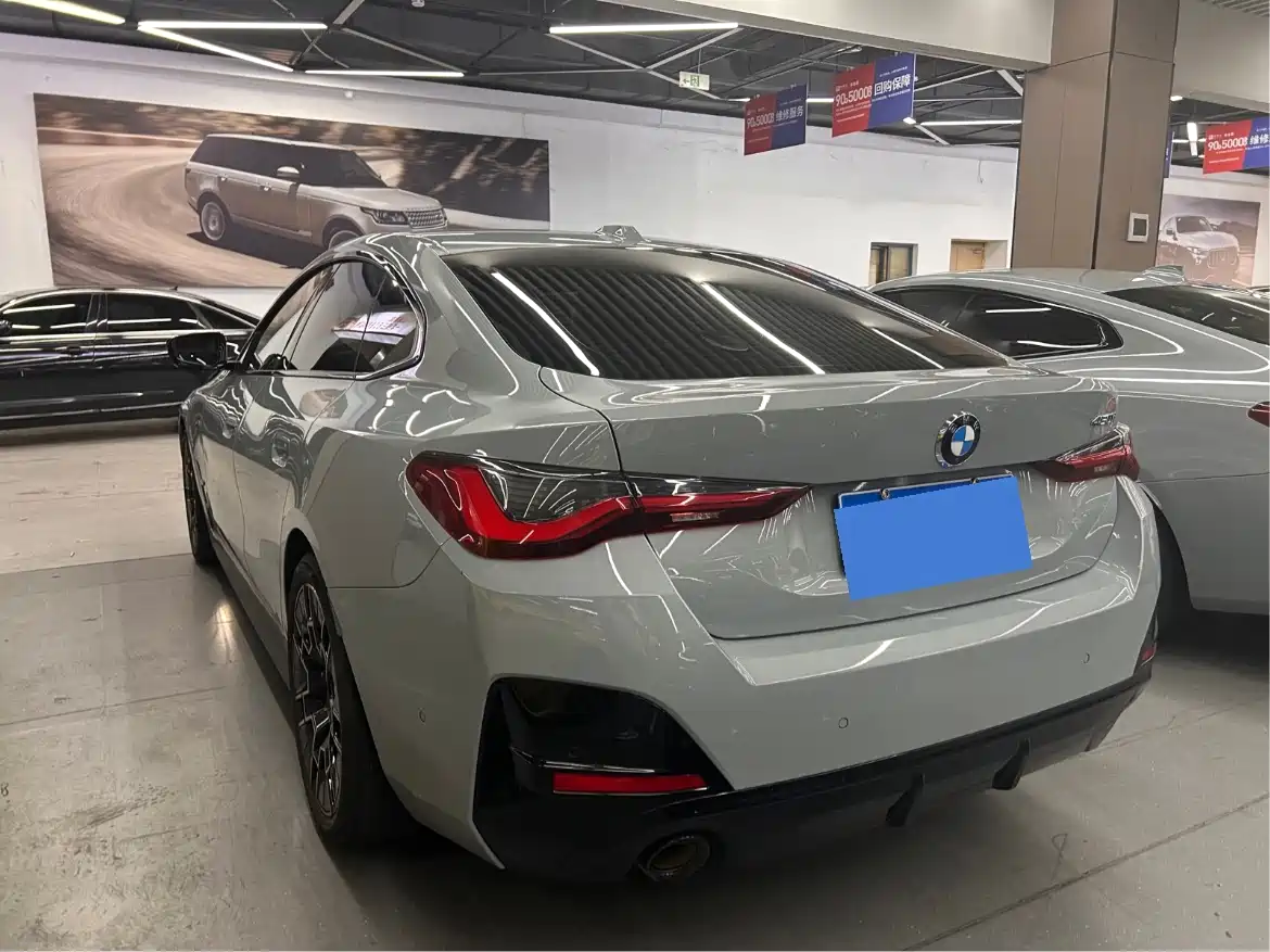 BMW 4 Series 2024 430i Gran Coupe M Sport Shadowline Package фото 15