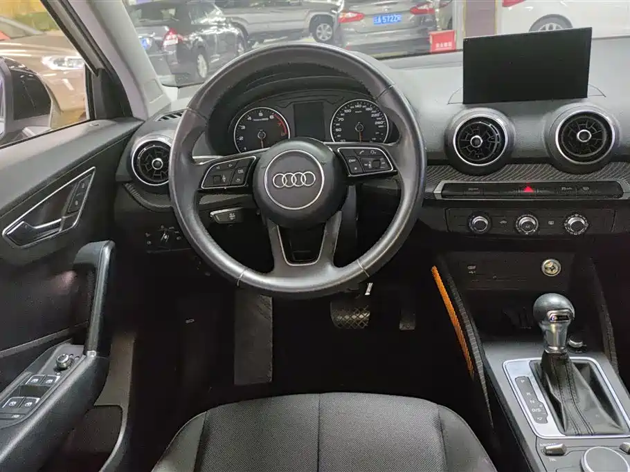 Audi Q2L 2018 35 TFSI Launch Exclusive Edition China V фото 15