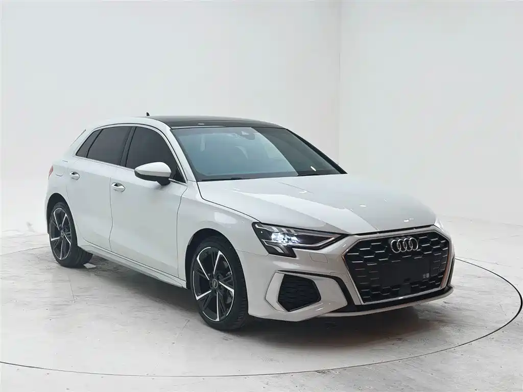 Audi A3 2022 Sportback 35 TFSI Style Sport фото 3