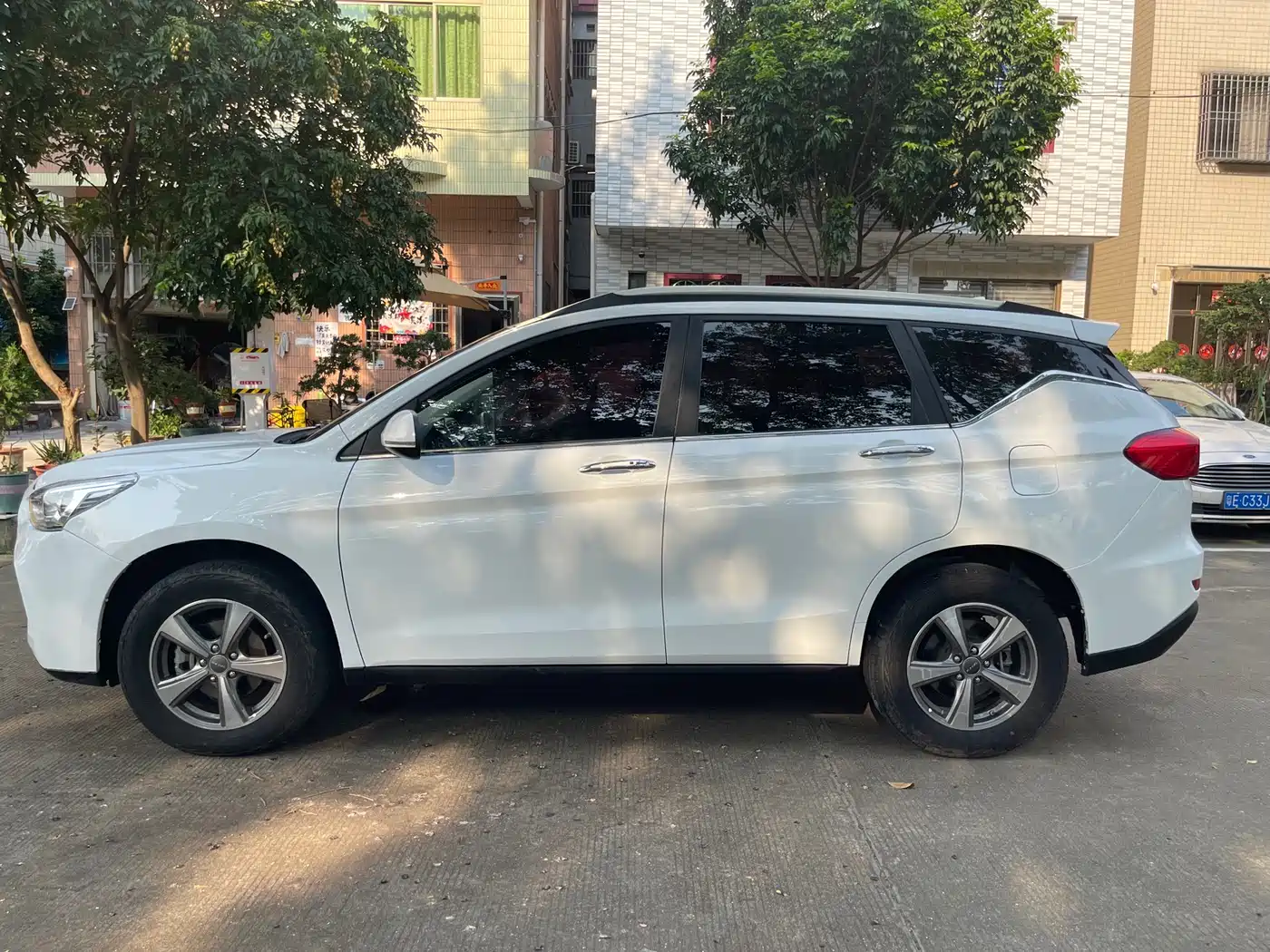 Haval M6 2017 1.5T Automatic 2WD Elite фото 4