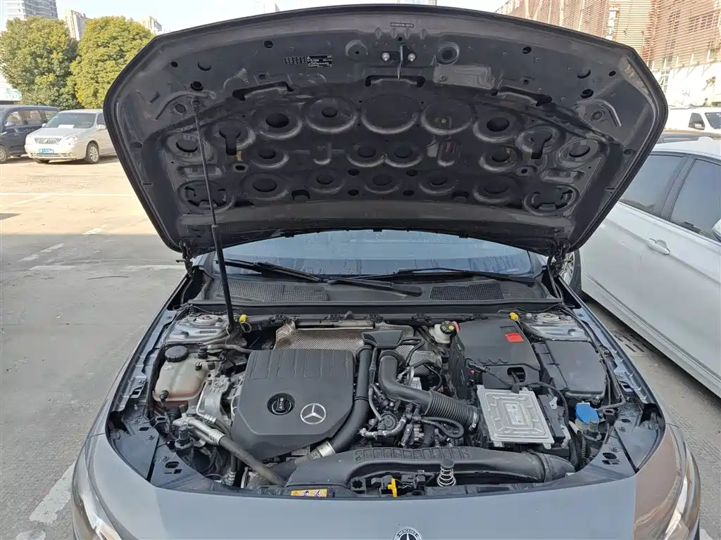 Mercedes-Benz A-Class 2021 Facelift A 180 L Sport Sedan фото 20