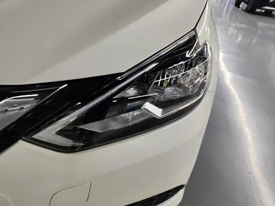 Nissan SYLPHY, миниатюра 5