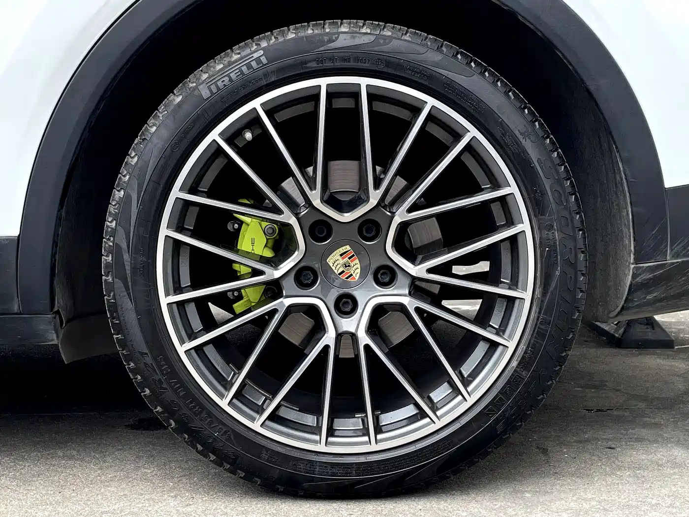 Porsche Cayenne New Energy 2019 Cayenne E-Hybrid 2.0T фото 35