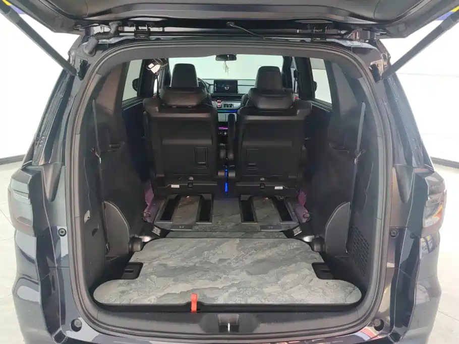 Фото 4 - Honda Odyssey