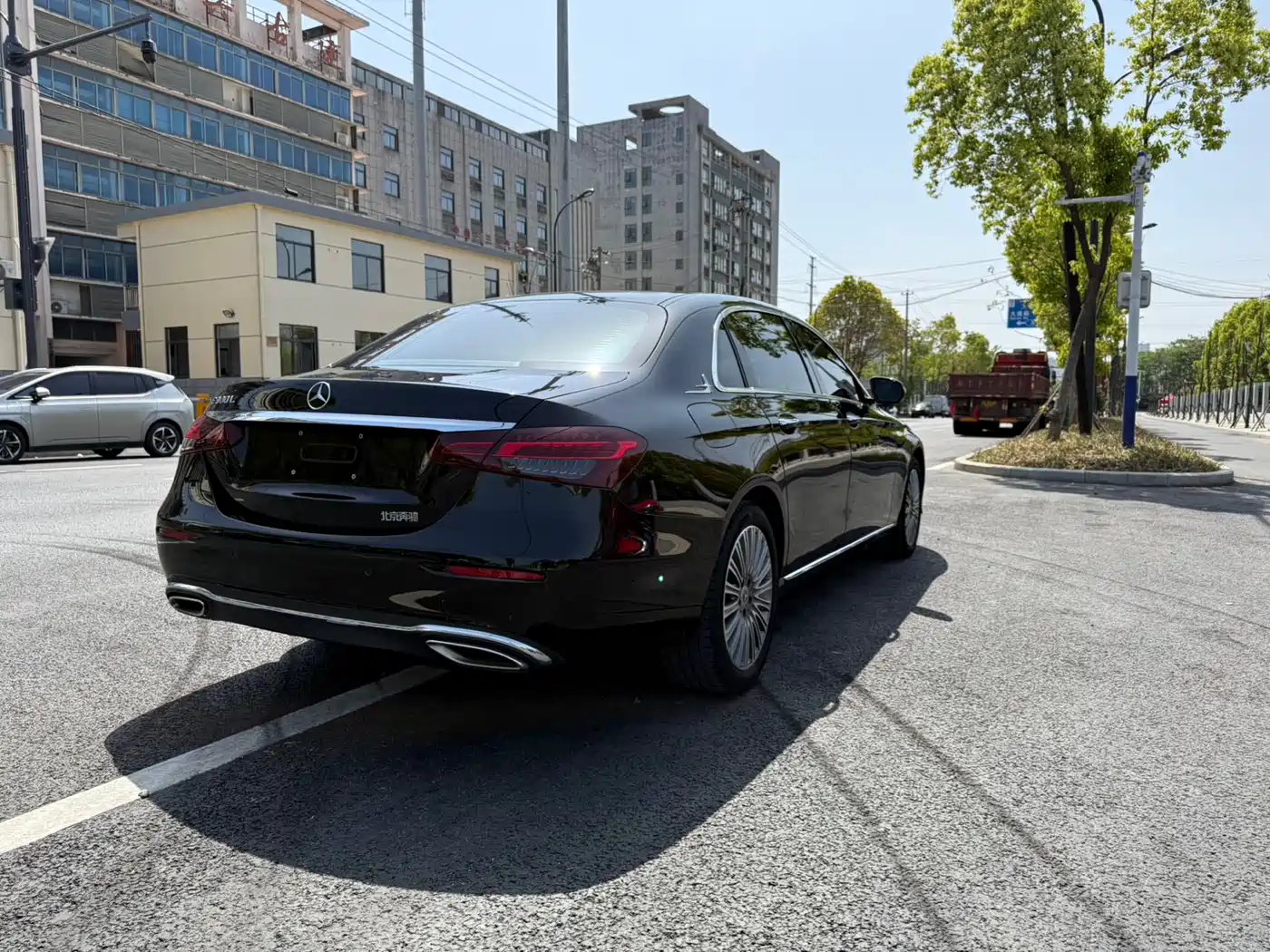 Mercedes-Benz E-Class 2021 E 300 L Fashion фото 7