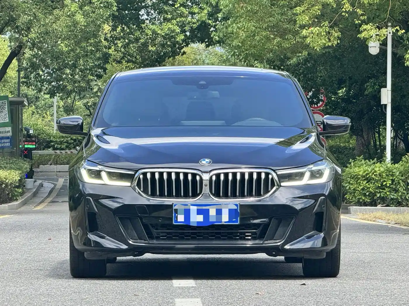 Фото 2 - BMW 6 Series GT