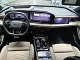 Фото 10 - Audi Q6L e-tron