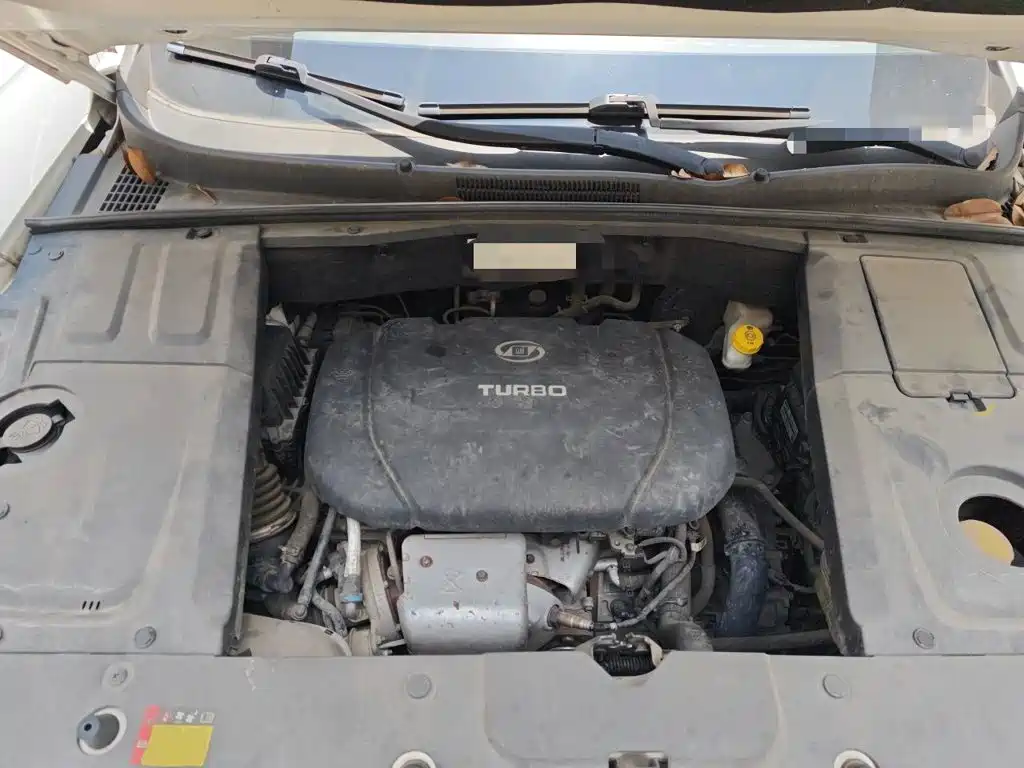 Baojun 530 2019 2019 1.5T CVT Luxury 7-seater China V