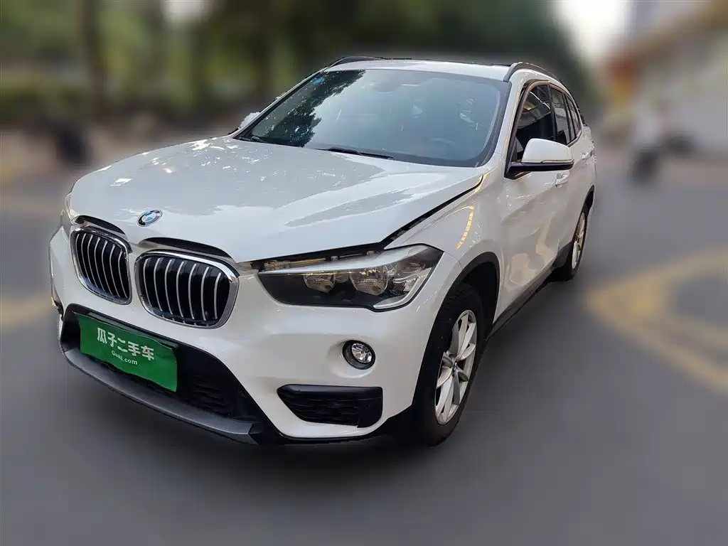 BMW X1 2019 sDrive18Li Fashion Model фото 2