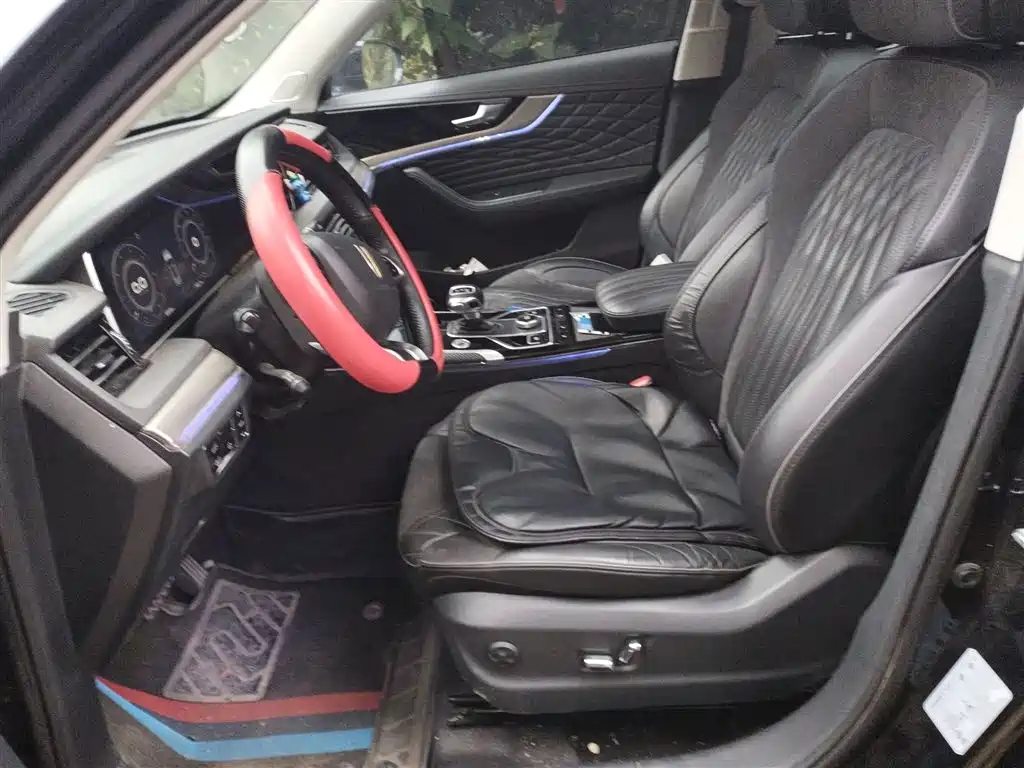 Hongqi HS5 2022 Facelift 2.0T Smart Flag Enjoyment Edition фото 8