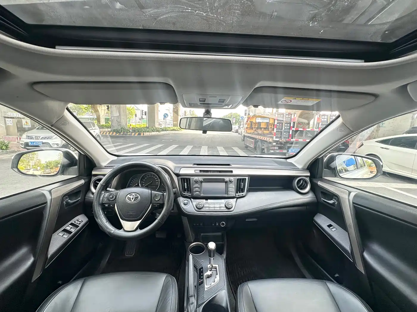 Toyota RAV4 Rongfang 2013 2.0L CVT 4WD Pioneer фото 5