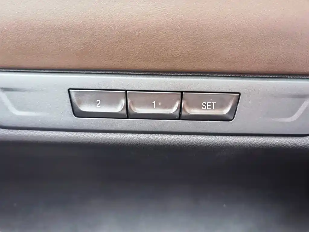 BMW 7 Series 2021 2021 Model 740Li Leading Luxury Package