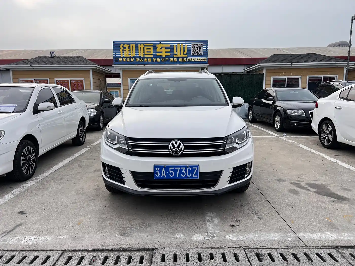 Volkswagen Tiguan 2016 Model 300TSI Automatic 2WD Luxury Edition