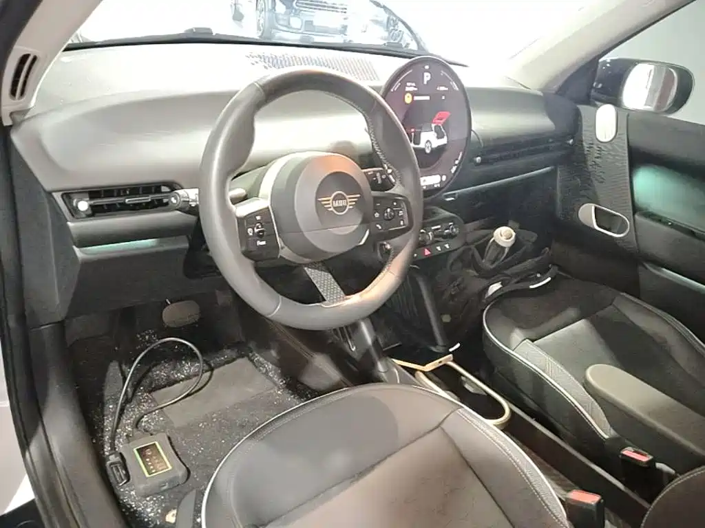 MINI Electric MINI COOPER 2025 2024 456km COOPER E Classic