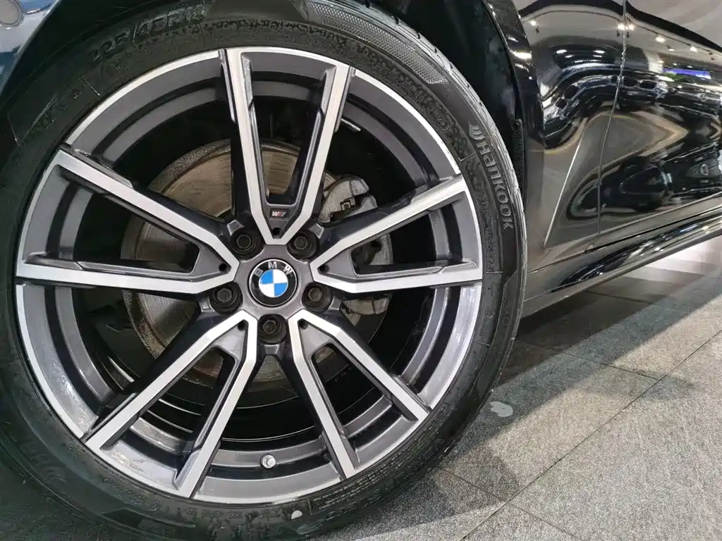 BMW 3 Series 2021 320Li M Sport Package фото 16