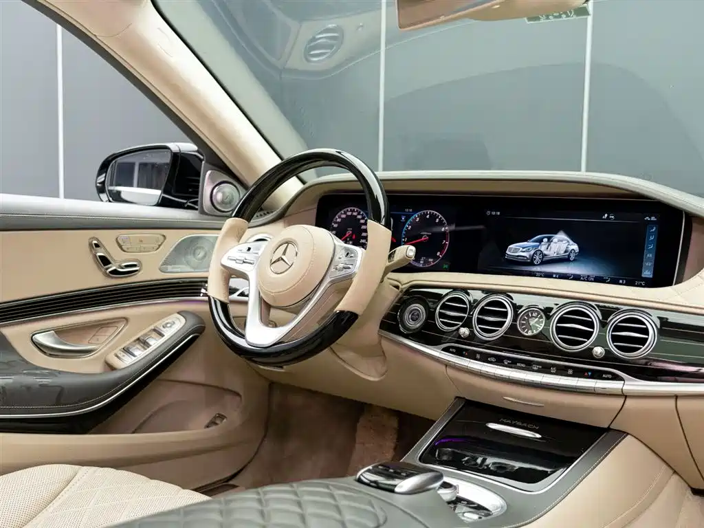 Mercedes-Benz Maybach S-Class 2018 Model S 680 фото 18
