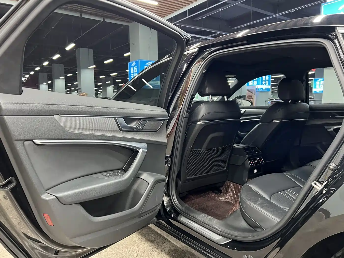 Audi A6L 2020 45 TFSI Premium Dynamic фото 12