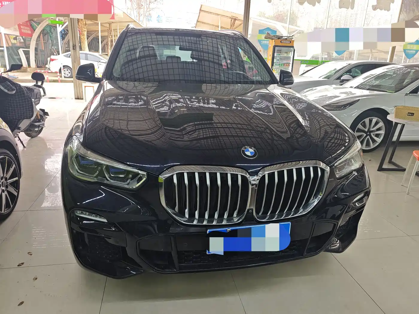 BMW X5 (Import) 2020 xDrive40i Premium M Sport Package фото 2