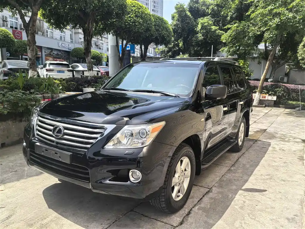 Lexus LX 2009 570 фото 4