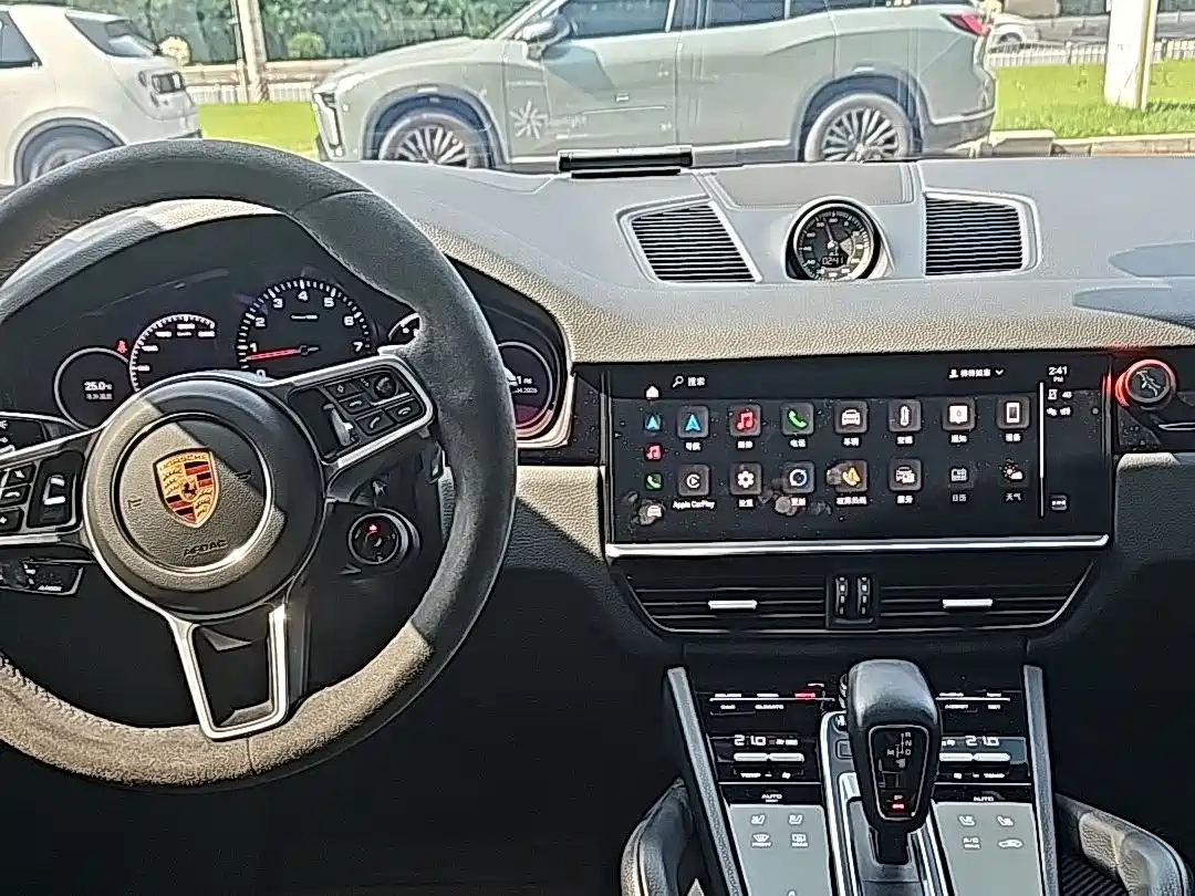 Porsche Cayenne 2022 Cayenne 3.0T Platinum Edition фото 10
