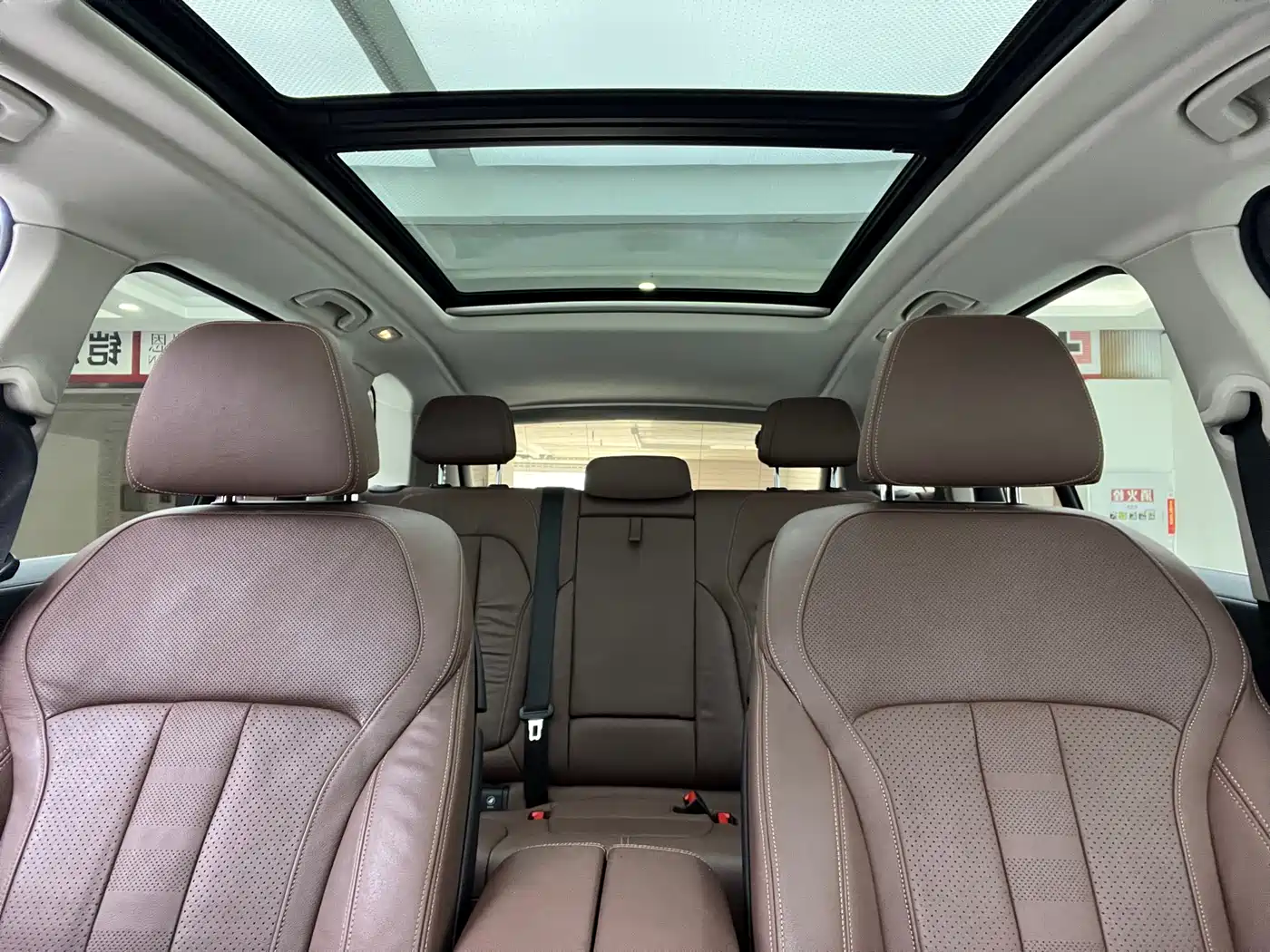 BMW X5 (Import) 2020 xDrive40i Premium M Sport Package фото 12