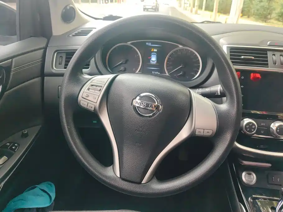 Photo 15 - Nissan Tiida